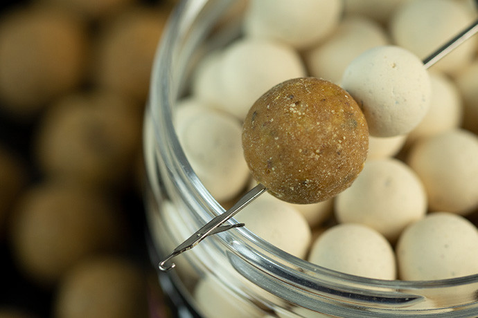 Поп ап-бойли Sticky baits MANILLA WHITE ONES POP — UPS 12 mm