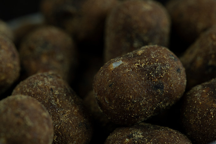 Бойли дамбелси Sticky baits BLOODWORM DUMBELLS 12mm