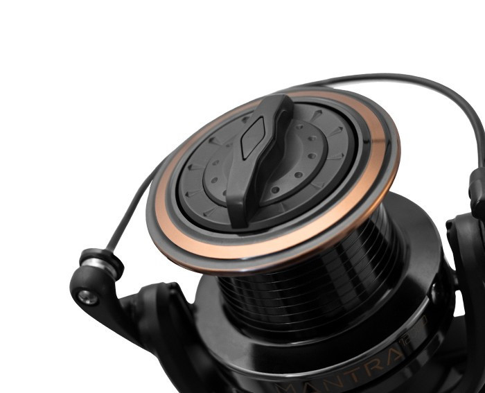 Котушка Delphin MANTRA 12000