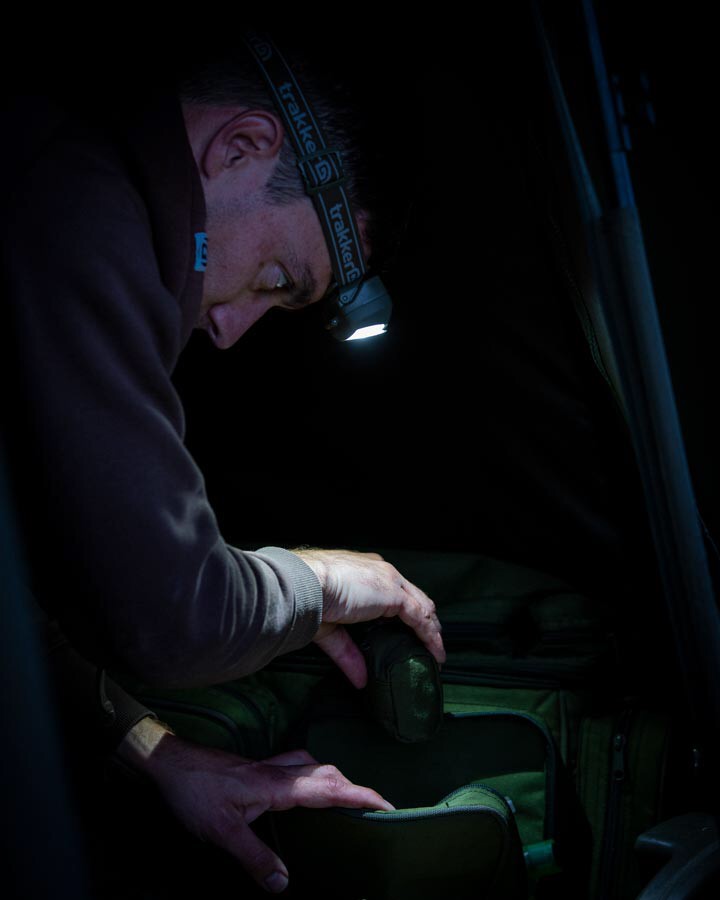 Налобний ліхтар Trakker Nitelife Headtorch 420