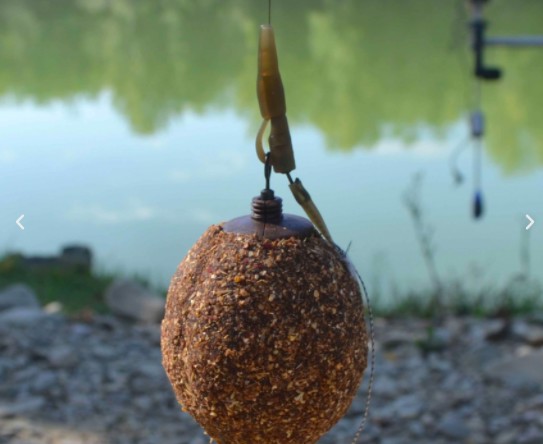 Шароліпка для підгодовування Wolf Ball Maker 45-60mm