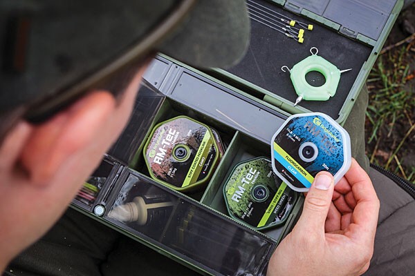 Коробка повідниця Ridge Monkey Armoury Tackle Box