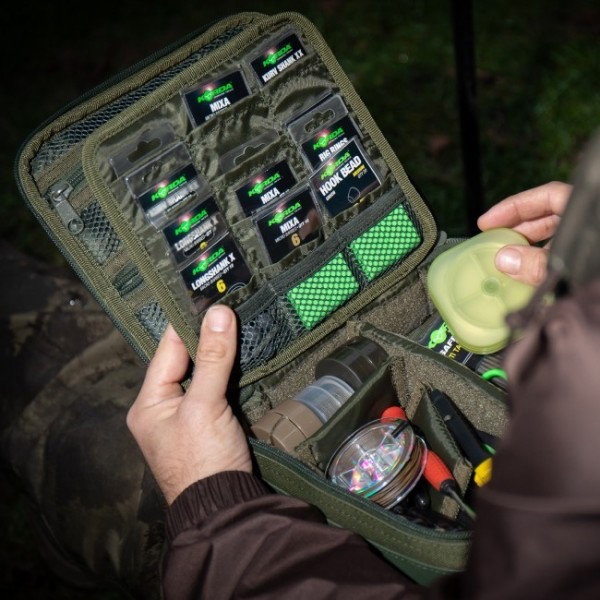 Сумка для рибних аксесуарів Traker NXG Compact Tackle Bag