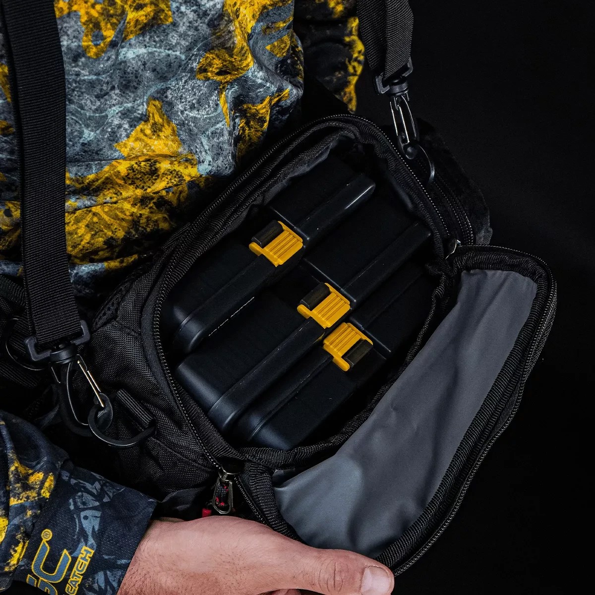 Сумка спінінгіста Golden Catch Hip Bag