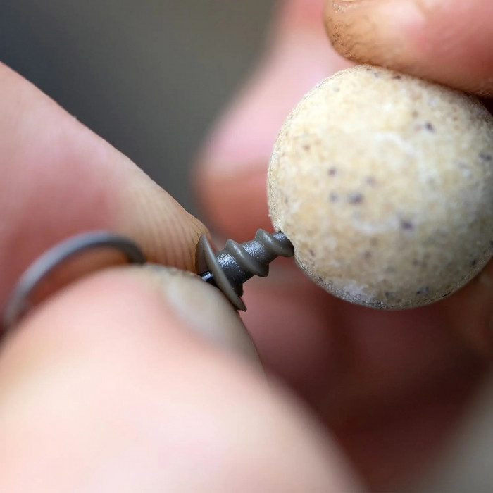 Гвинт для кріплення бойла з мікрокільцем Korda Bait Screw Swivel Micro Ring