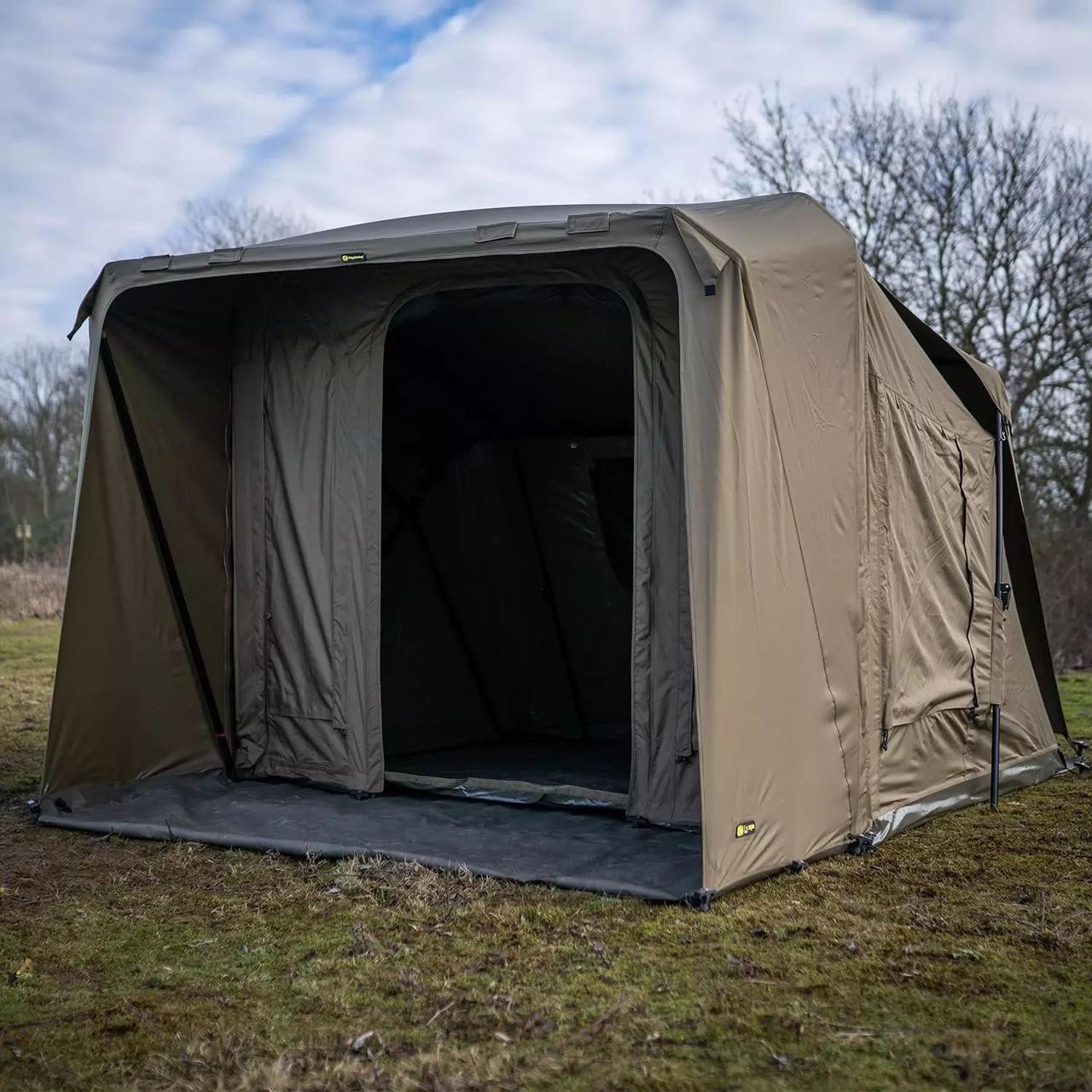 Намет двомісний Ridge Monkey Escape XF2 Standard with Plus Porch Extension