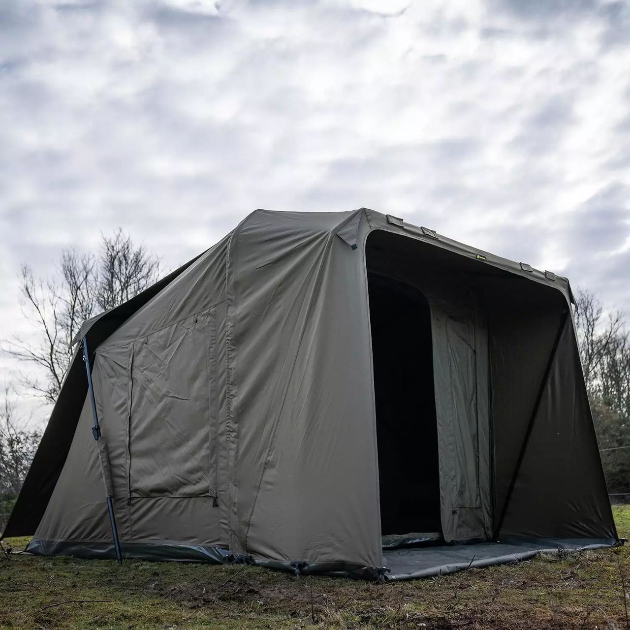 Намет двомісний Ridge Monkey Escape XF2 Standard with Plus Porch Extension