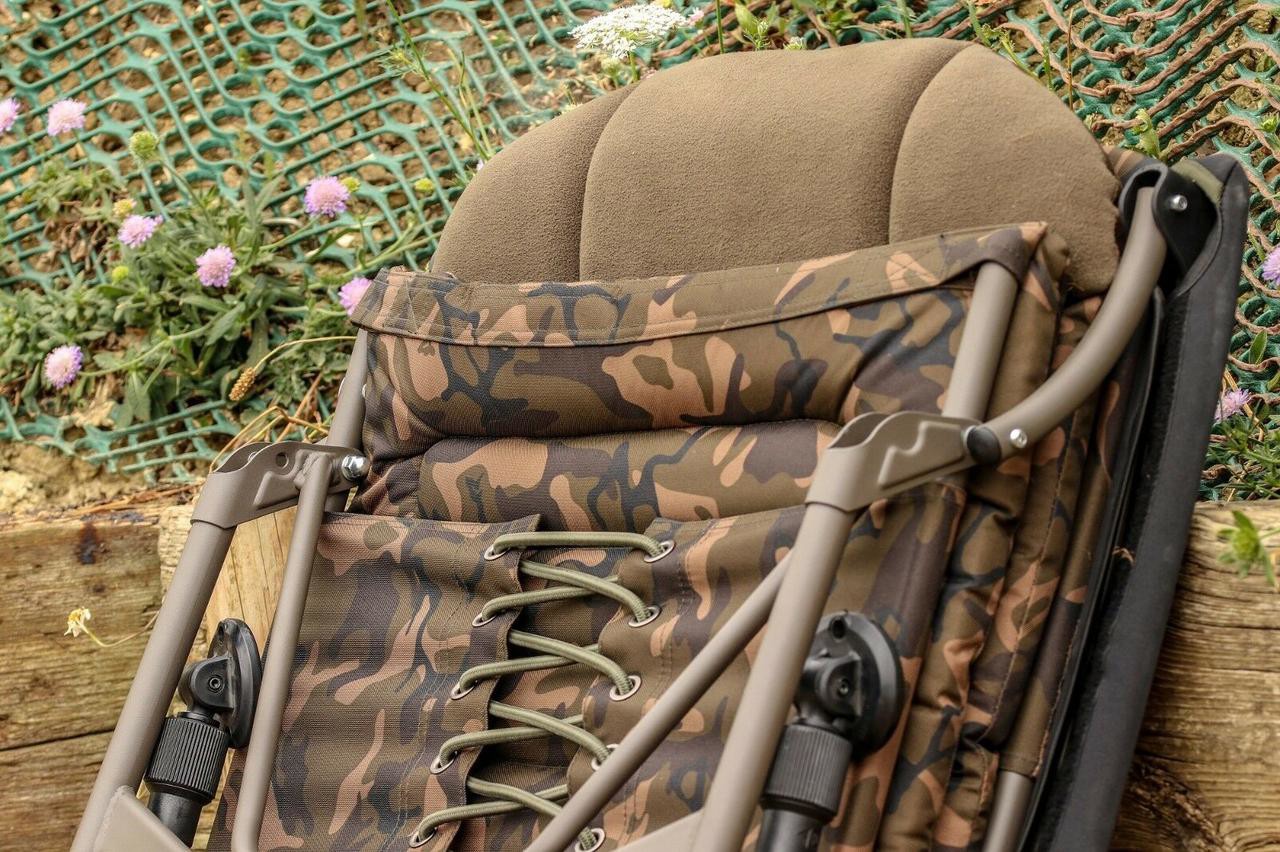 Крісло з підлокітниками Fox Super Deluxe Recliner Chair