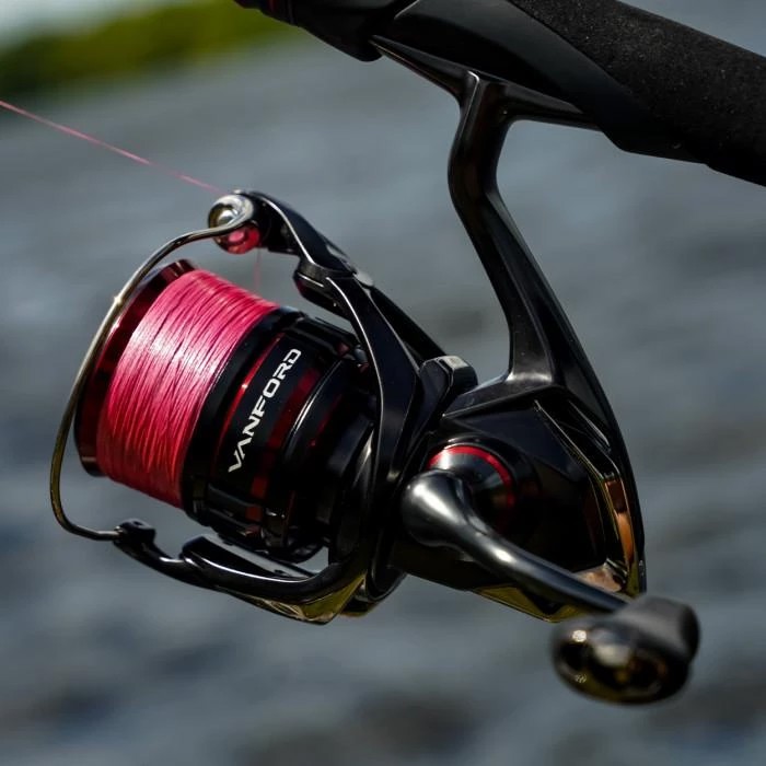 Котушка спінінгова Shimano Vanford 2500