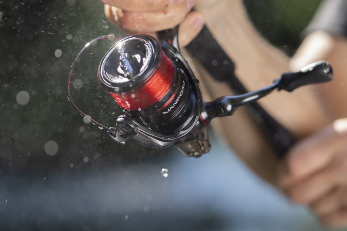Котушка спінінгова Shimano Vanford 2500