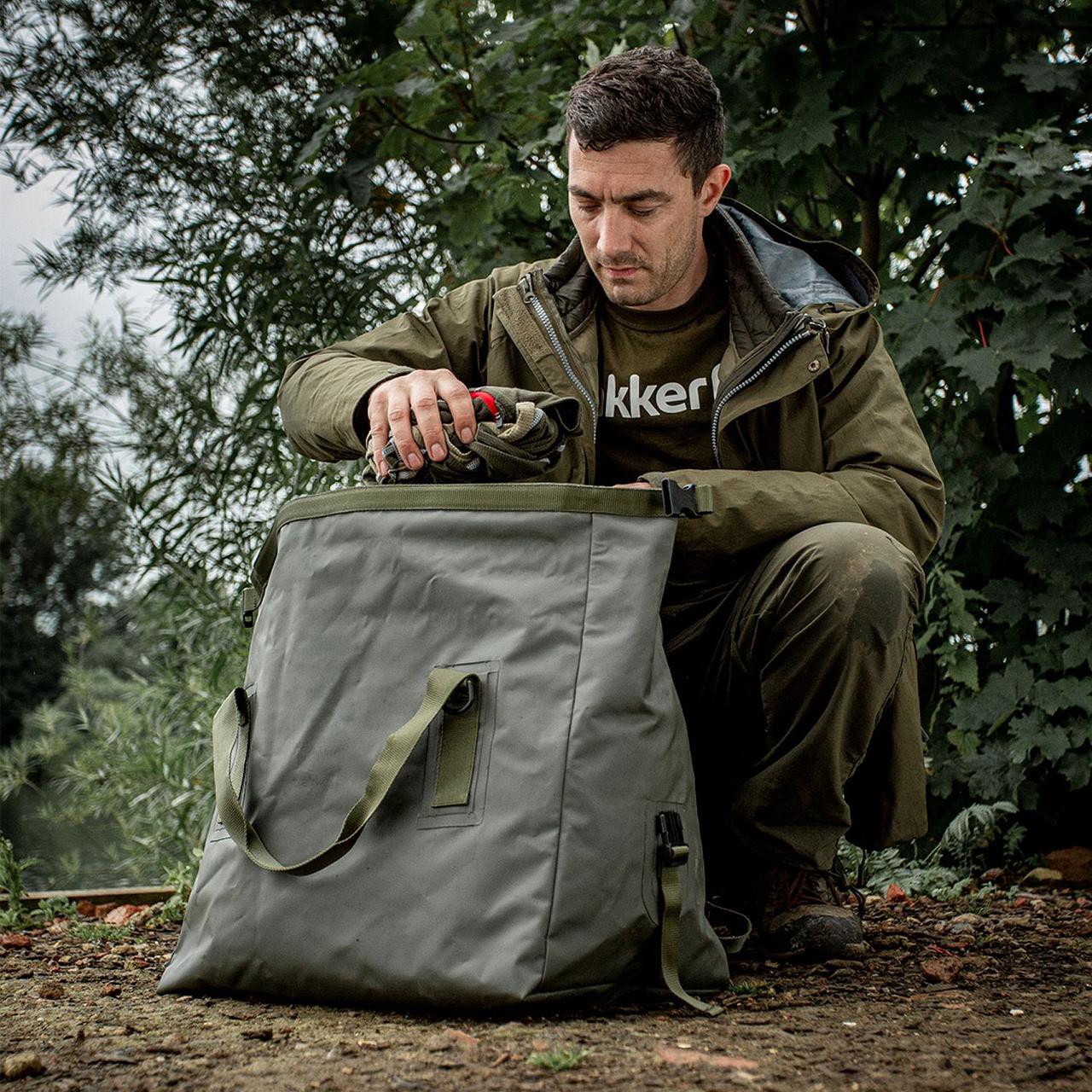 Сумка водонепроникна Trakker Downpour Roll-Up Carryall