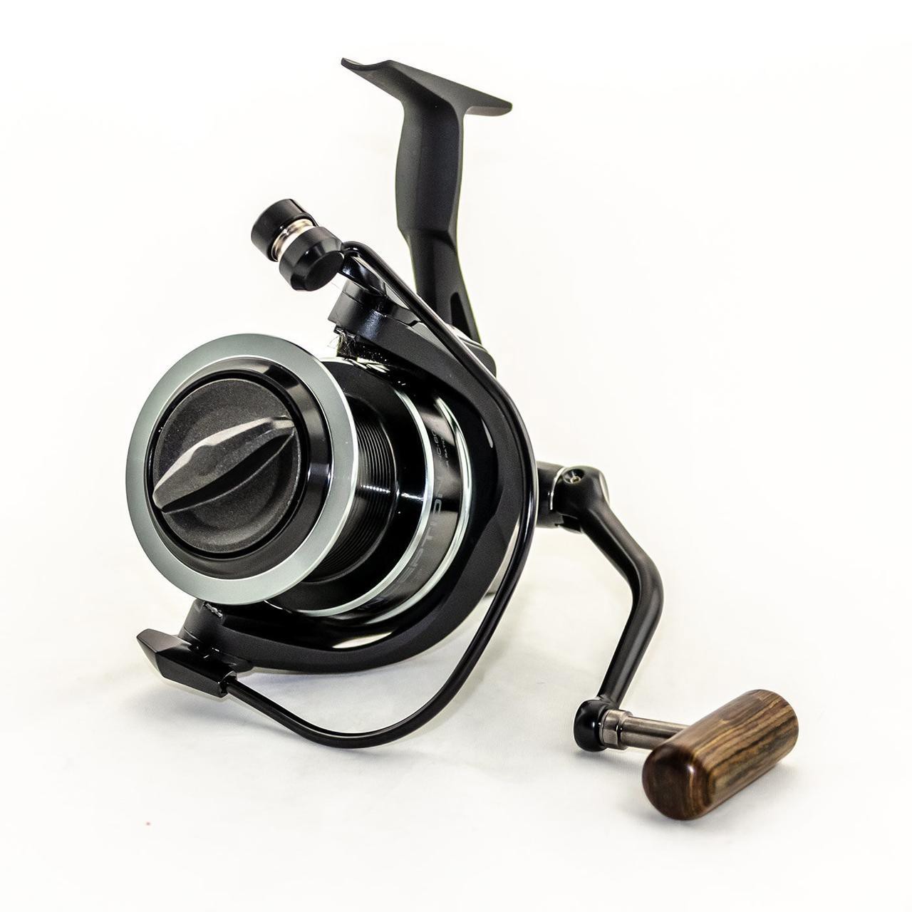 Коропова котушка Okuma INC-8000 Baitfeeder 3+1BB