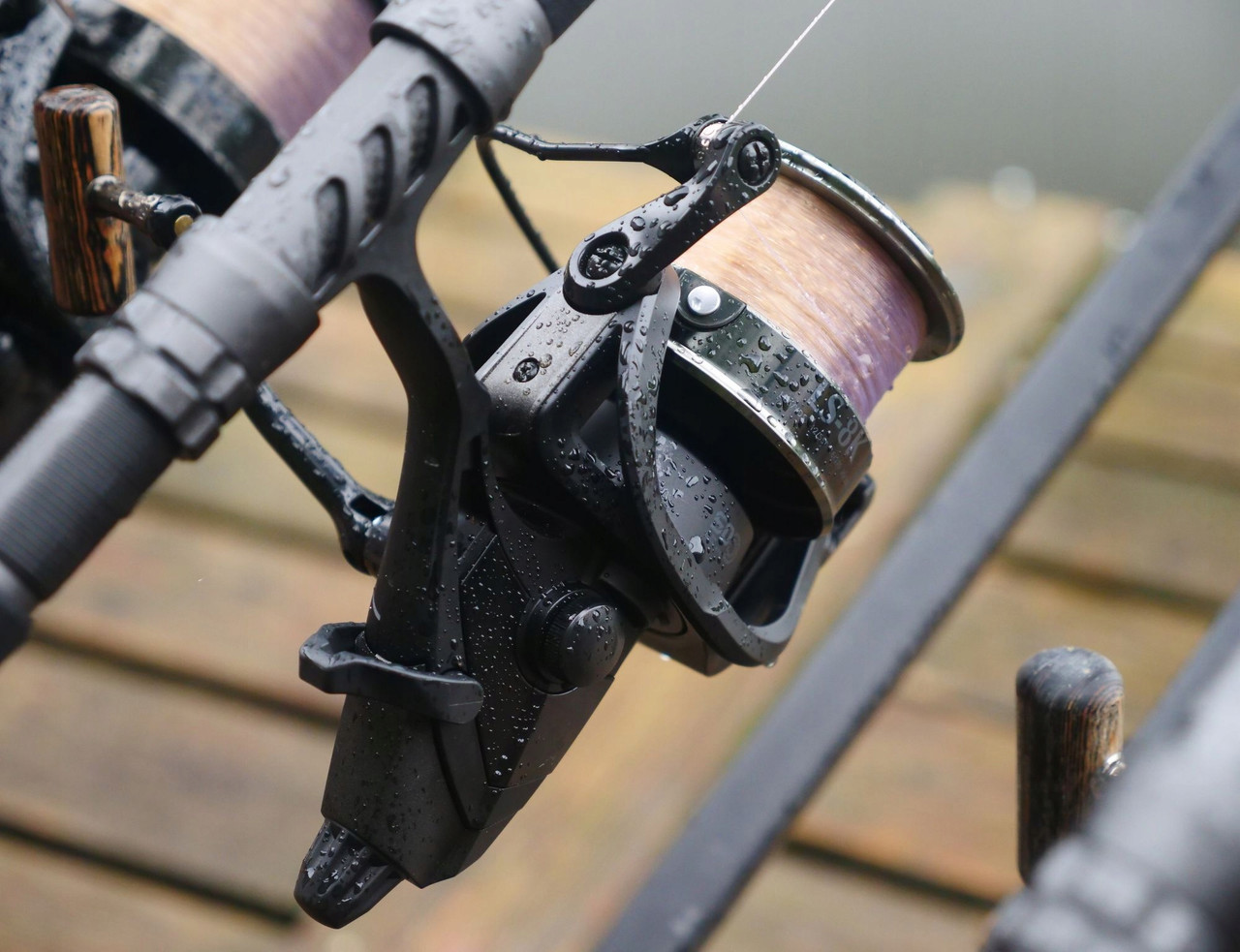 Коропова котушка Okuma LS-8K Baitfeeder