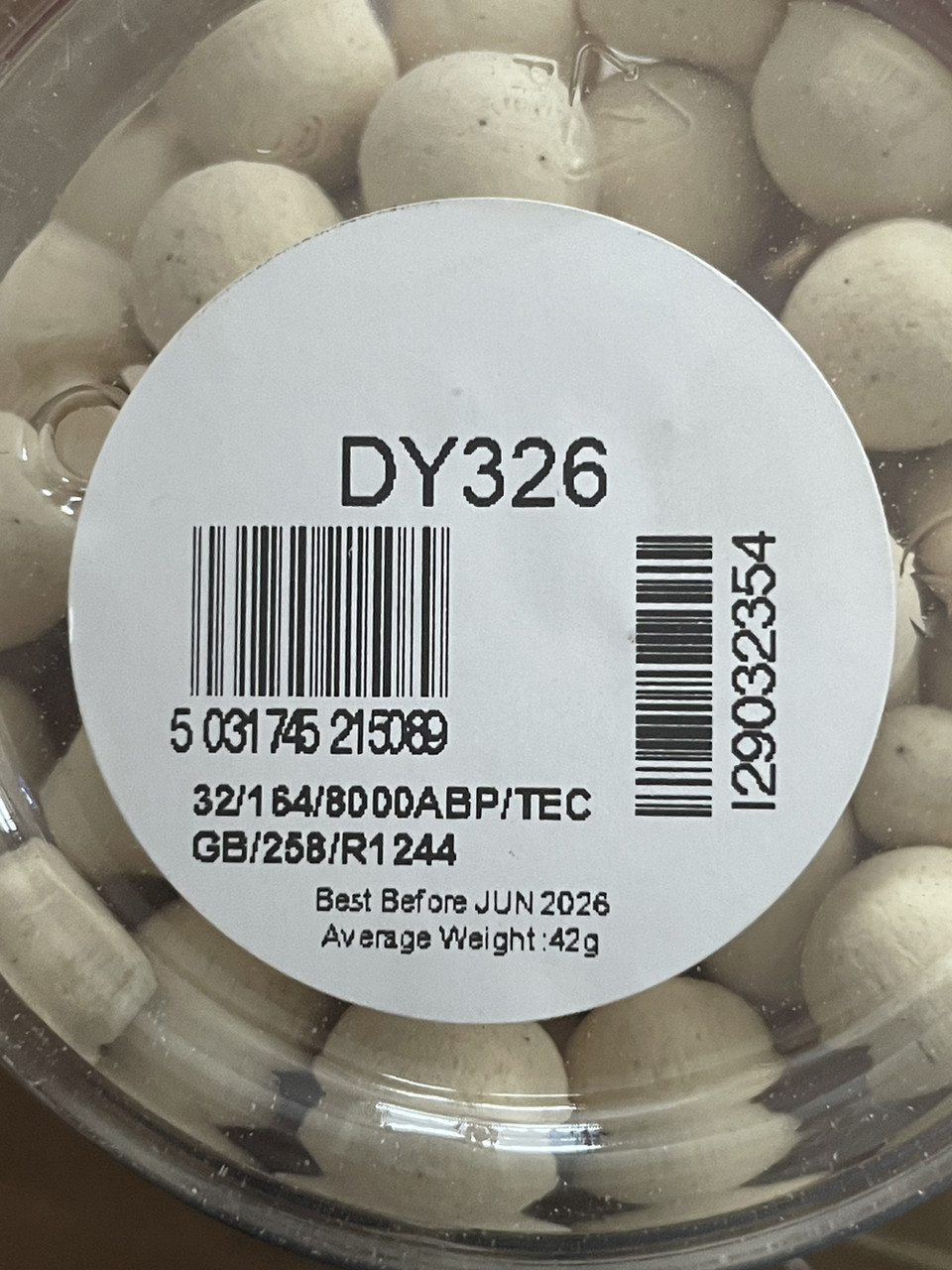 Бойли Dynamite Baits Monster Tiger Nut White Fluro pop-ups and Dumbells 10mm