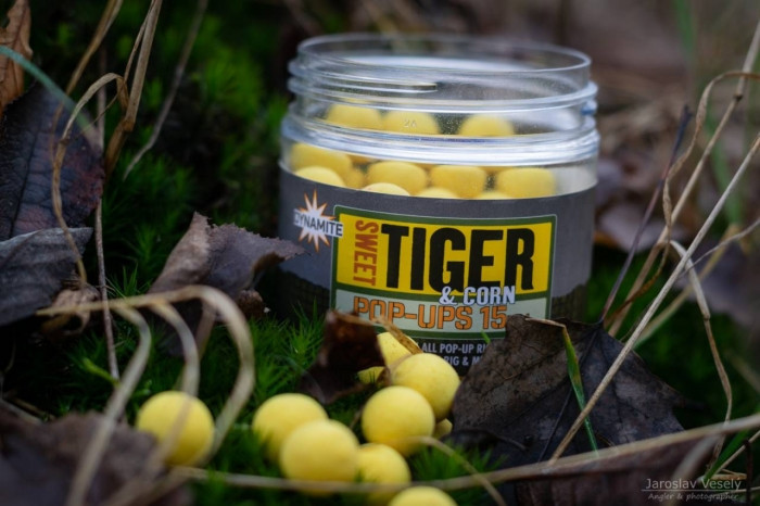 Поп-ап Dynamite Baits Pop-Up Sweet Tiger & Corn 15mm