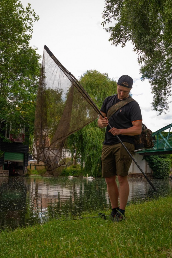 Підсак короповий Fox Explorer Landing Net 42inch Telescopic 6ft Handle