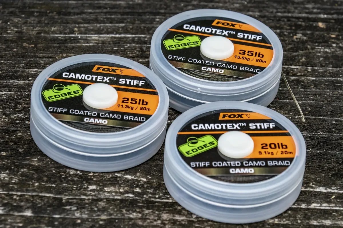 Повідцевий матеріал в обплетенні Fox Edges Camotex Stiff 25LB