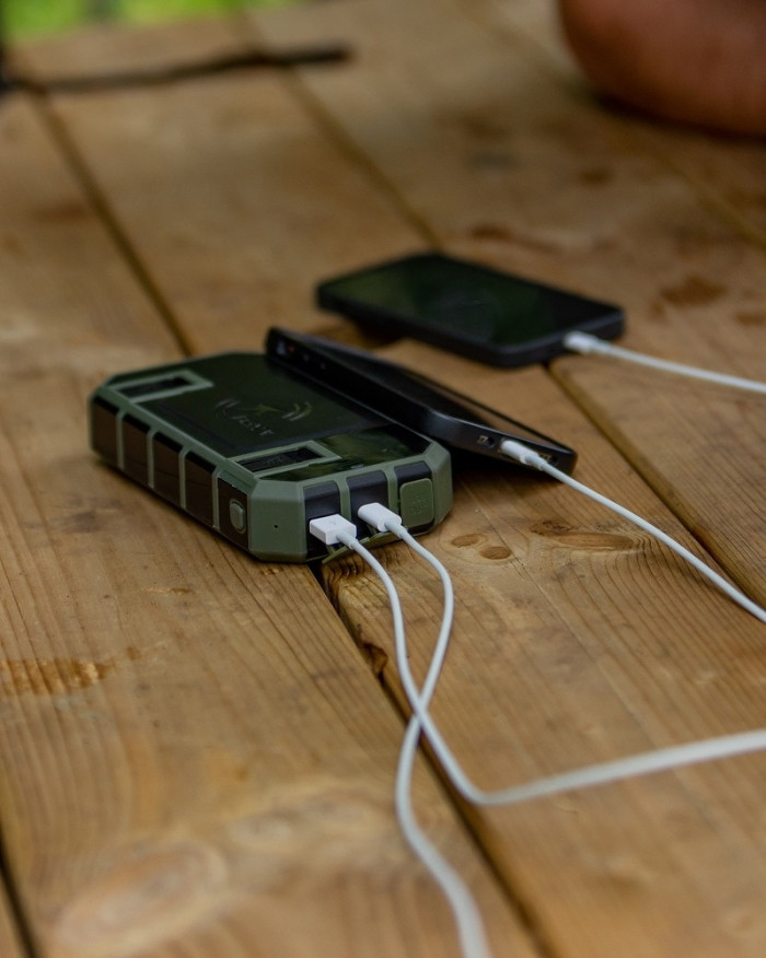 Повербанк Fox Halo Wireless Power 27K
