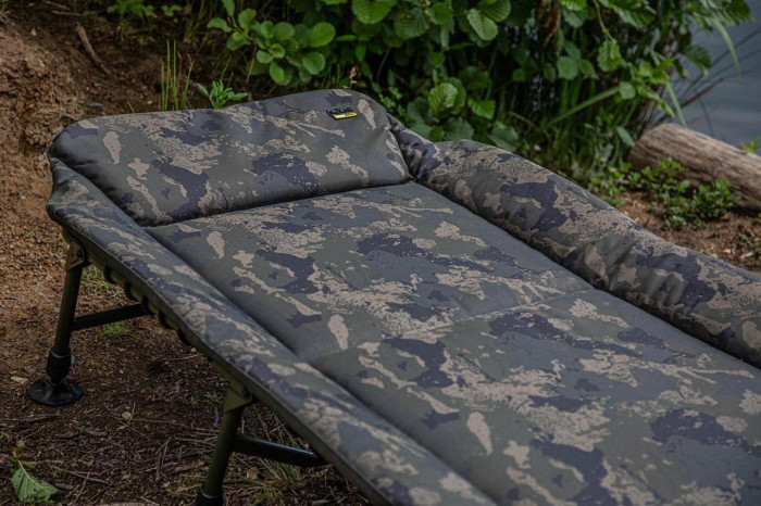 Коропове ліжко Solar Undercover Camo Bedchair