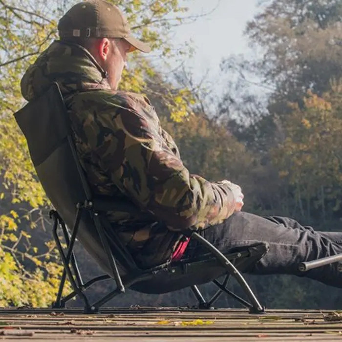 Крісло з підлокітниками Solar Undercover Camo Foldable Easy Chair Low