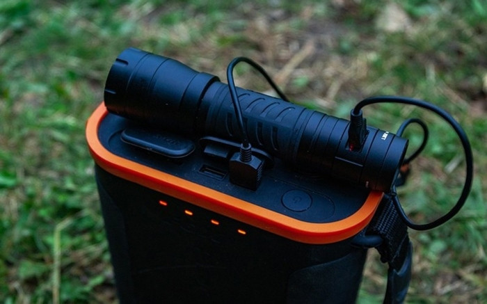 Ручний ліхтар Fox Halo AL1000C Torch