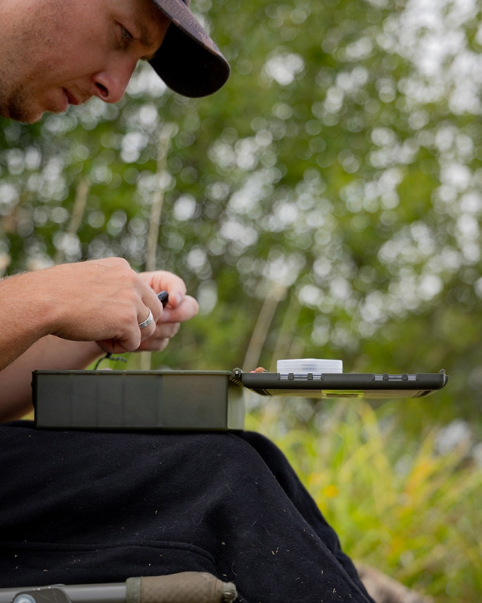 Коробка для снастей Fox Edges Medium Tackle Box