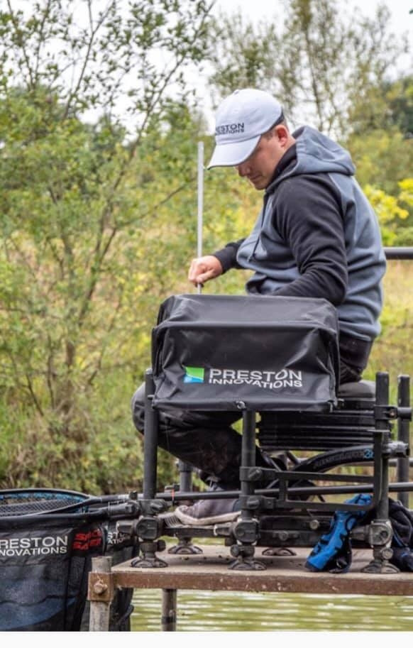 Стіл — обвіс Preston Venta-Lite Hoodie Side Tray