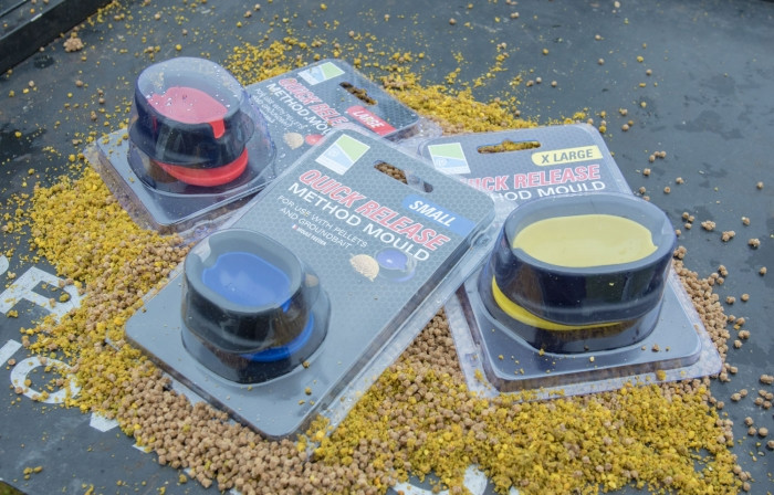 Прес для годівниць Preston Quick Release Method Mould Small Red