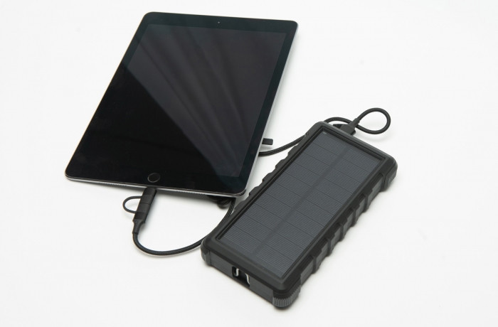 Повербанк Wolf SPB-24 Solar Powerbank EVA Case & Charging Cable 24000mAh