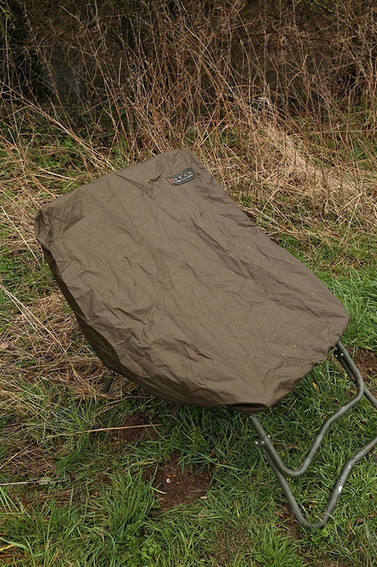 Накидка на крісло проти дощу Fox Waterproof Chair Cover XL