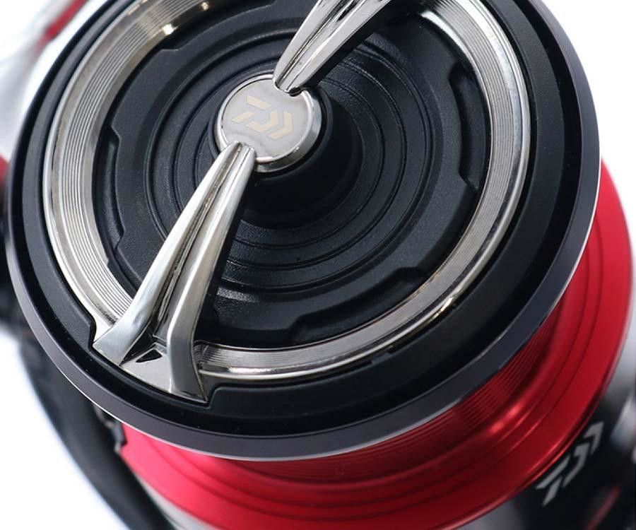 Спінінгова котушка Daiwa 20 Fuego LT 4000-CP