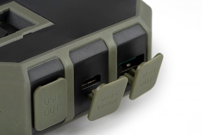 Повербанк з бездротовою зарядкою Fox Halo Wireless Power 27K