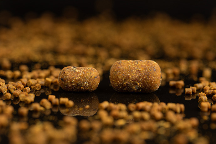Бойли дамблс тонучі Sticky baits THE KRILL DUMBELL 12mm