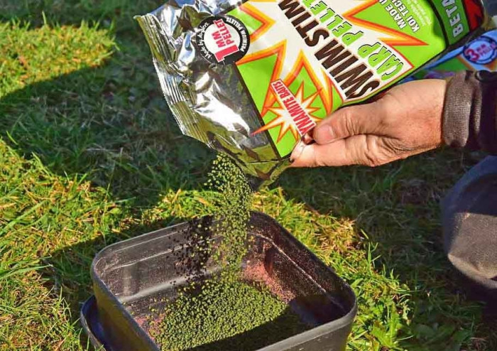 Пелетс Dynamite Baits Swim Stim Betaine Green Carp Pellets 2mm