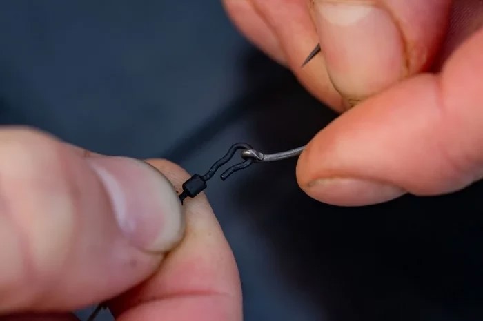 Вертлюг швидкознімний з кільцем Fox Kwik Change Mini Hook Swivel