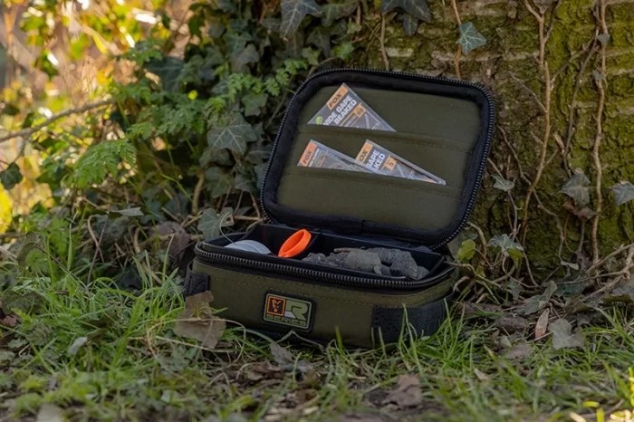 Сумка для грузил Fox R-Series Rigid Lead & Bits Bag Compact