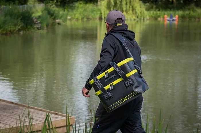 Сумка кулерна водонепроникна Matrix Horizon X Cool & Bait Storage