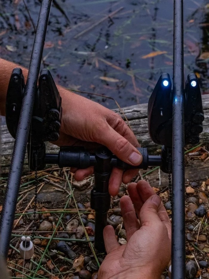 Буз бар розсувний Fox Black Label QR Buzz Bar 2 rod Adjustable 14-16 см