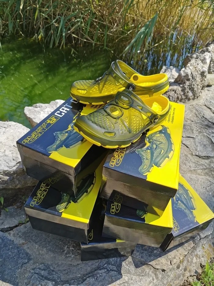 Тапочки Black Cat Clogs