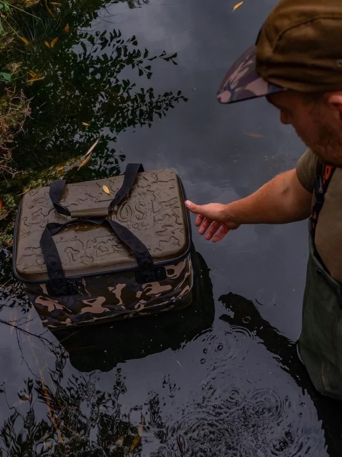 Сумка водонепроницаемая Fox Aquos Camo Bag 50L