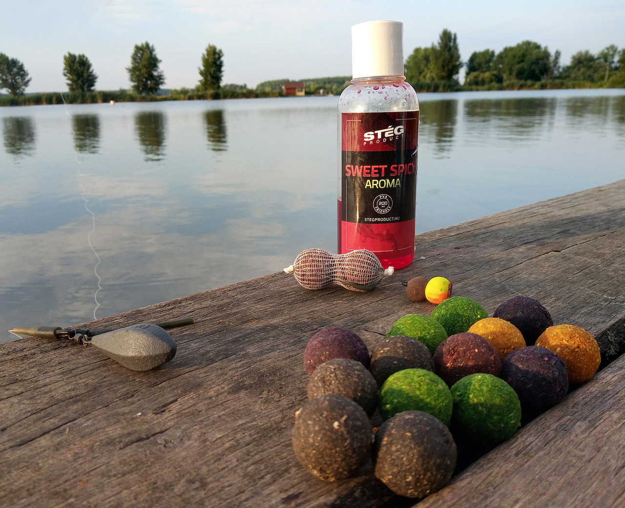 Бойли розчинні для закорму Steg Product Garlic  24 мм 1 кг