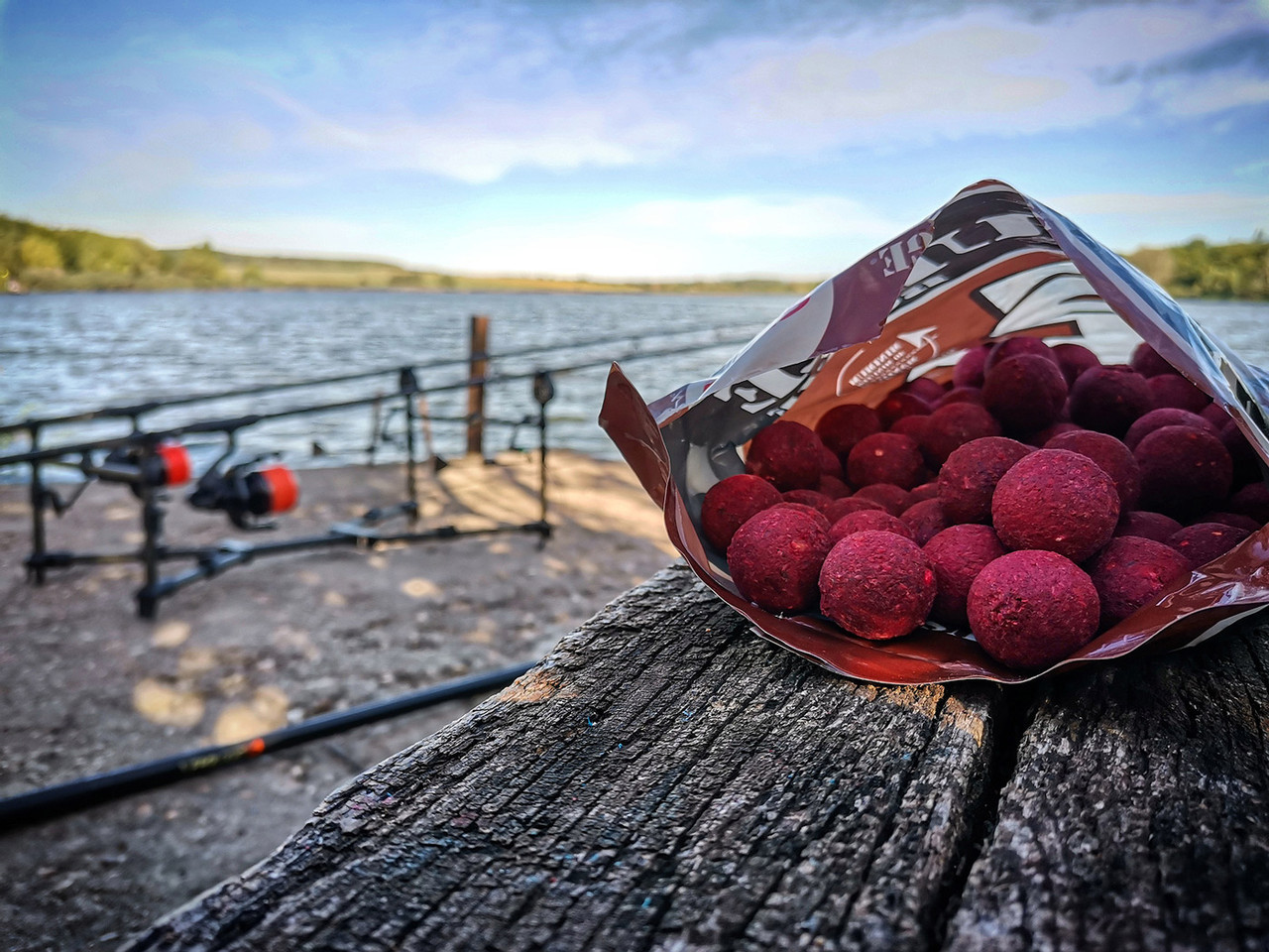 Бойли розчинні для закорму Steg Product Strawberries 24 мм 1 кг