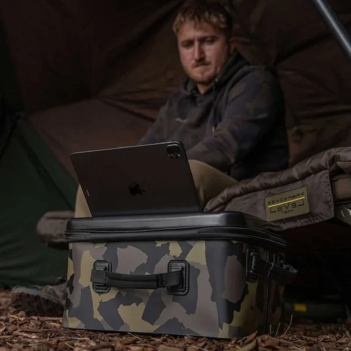 Сумка водонепроникна Avid Carp Stormshield Pro Tech Pack XL