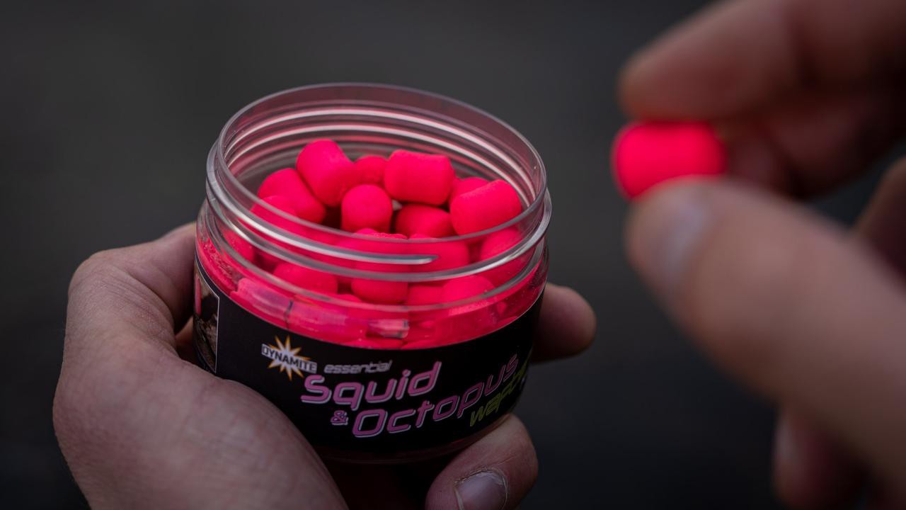 Бойли Wafters Dynamite baits Squid & Octopus Fluro 14mm