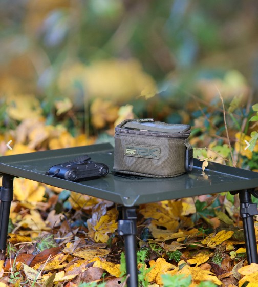 Монтажний столик Sonik SK-TEK Bivvy Table