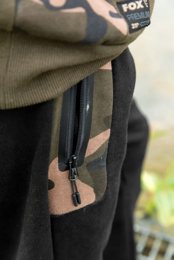 Штани Fox Black / Camo Premium 310 Joggers XXXL