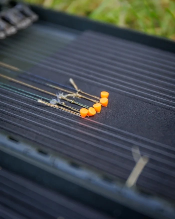 Поводочниця Fox Edges Large Rig Box 50 pins