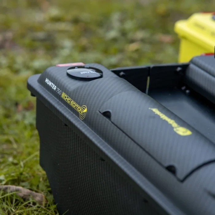 Карповий кораблик з ехолотом Ridge Monkey Hunter 750 Bait Boat Echo Edition
