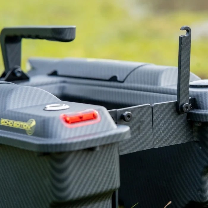Карповий кораблик з ехолотом Ridge Monkey Hunter 750 Bait Boat Echo Edition