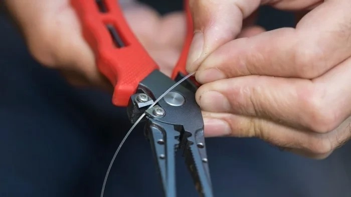 Екстрактор плоскогубці багатофункціональний Rage Belt Pliers